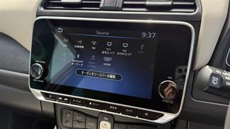 2021 Nissan Leaf - Thumbnail