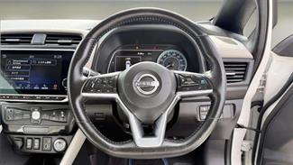 2021 Nissan Leaf - Thumbnail