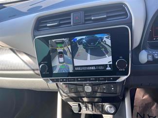 2021 Nissan Leaf - Thumbnail