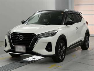 2021 Nissan Kicks - Thumbnail