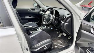 2013 Subaru Exiga - Thumbnail