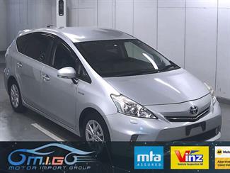 2014 Toyota Prius - Thumbnail