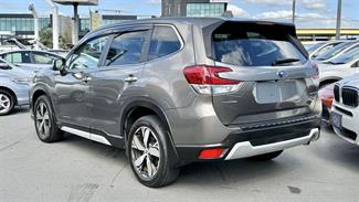 2020 Subaru Forester - Thumbnail
