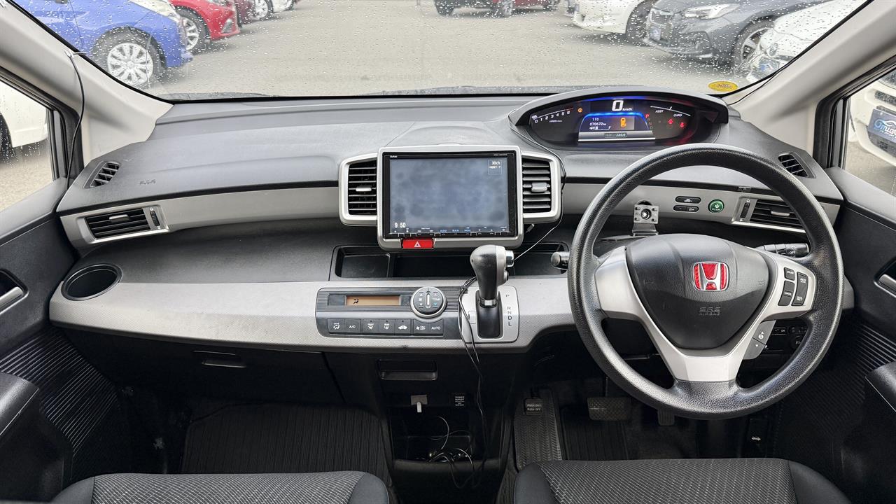 2012 Honda FREED