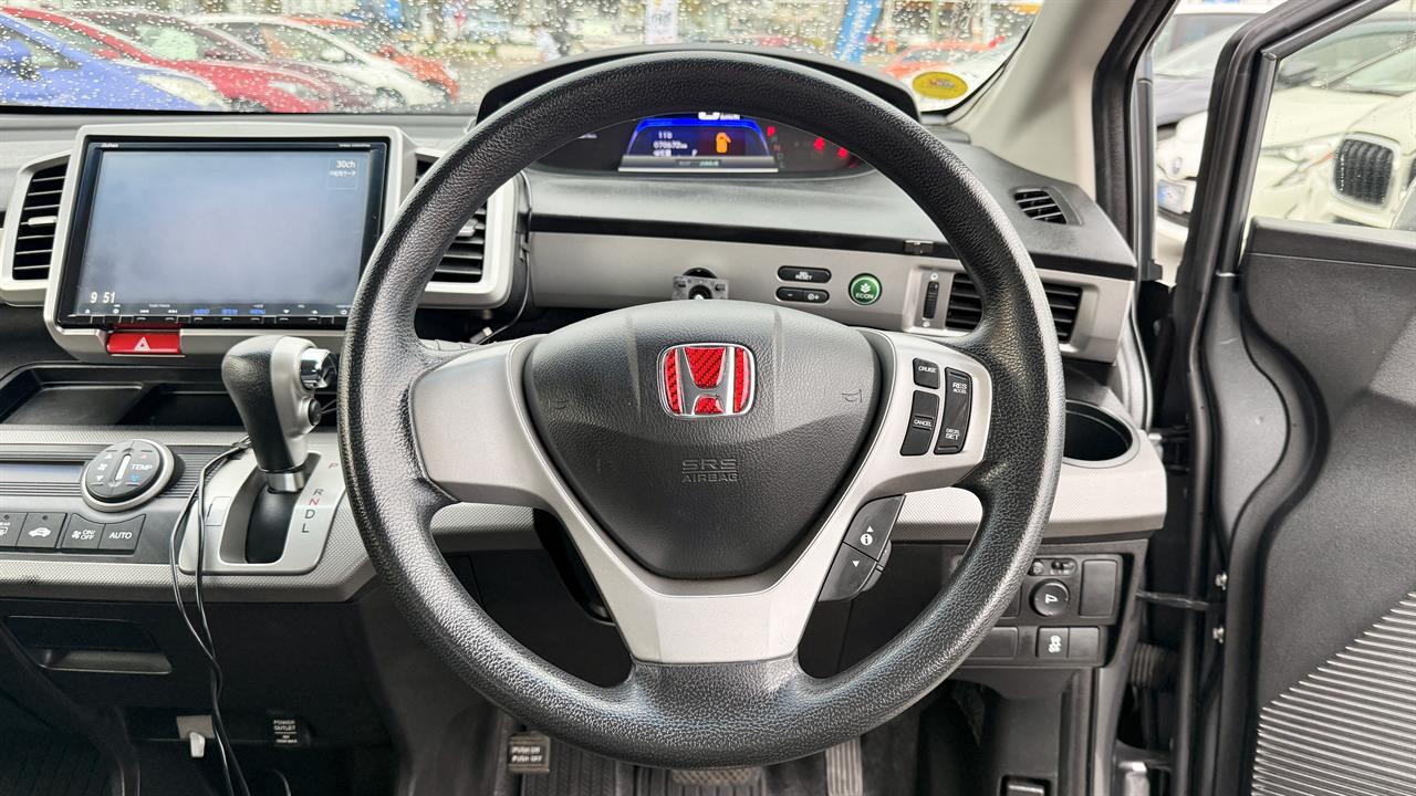 2012 Honda FREED