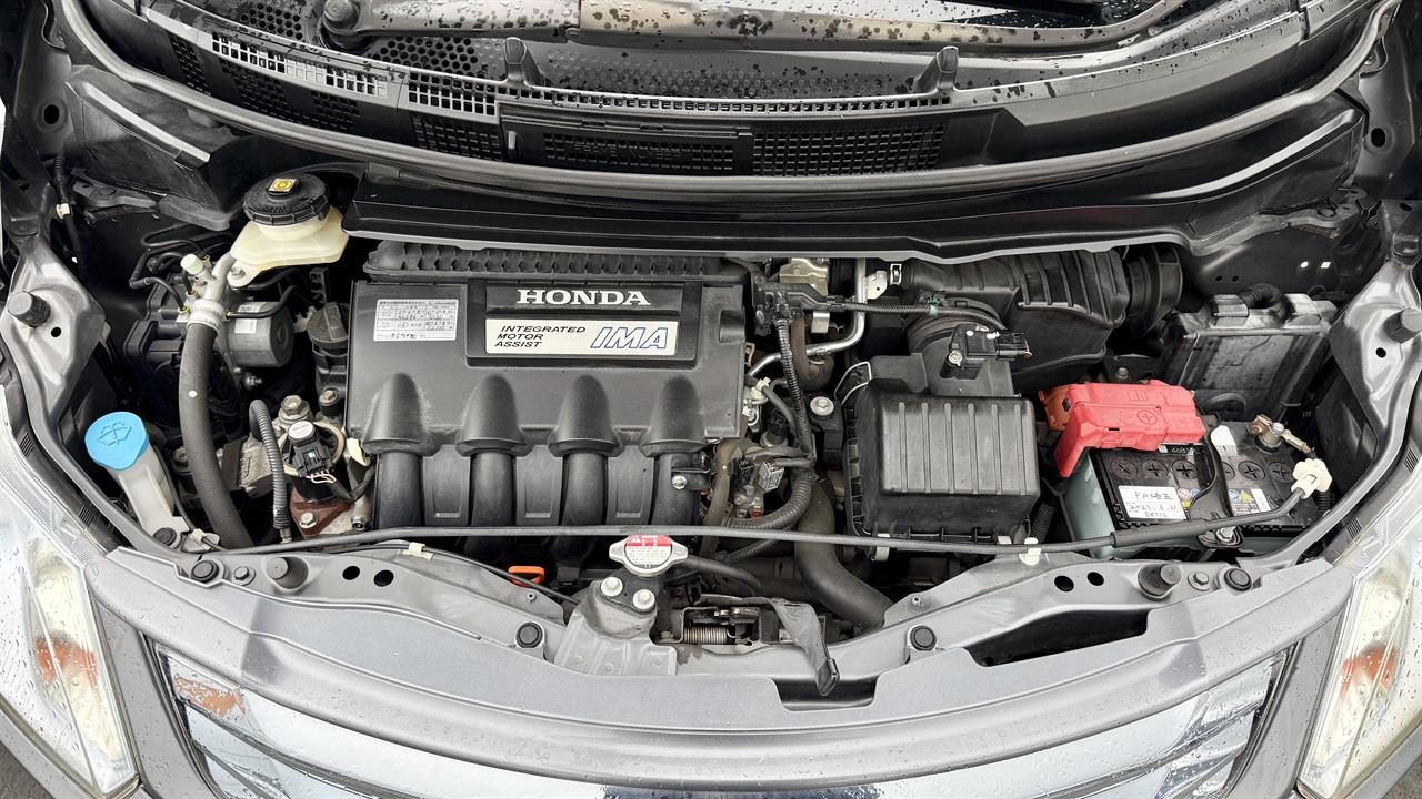 2012 Honda FREED
