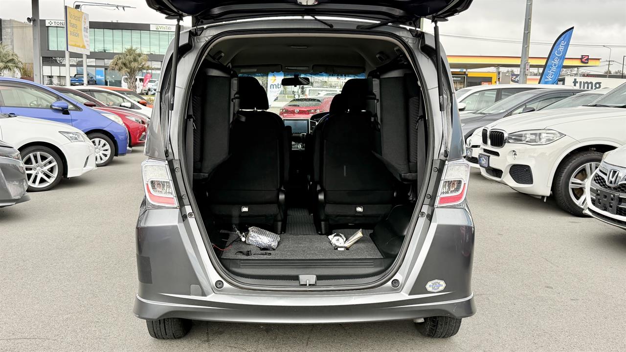 2012 Honda FREED