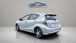 2013 Toyota Aqua - Thumbnail