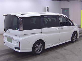 2018 Honda Step Wagon - Thumbnail