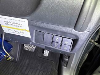 2016 Honda Fit - Thumbnail