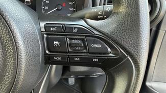2022 Toyota YARIS - Thumbnail