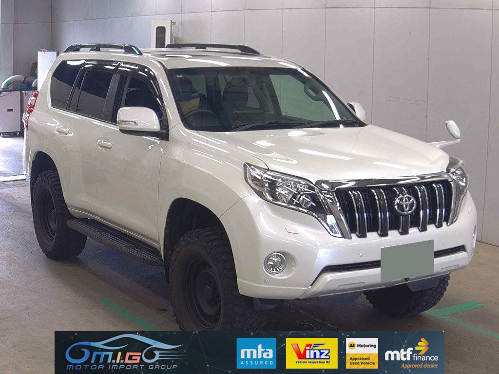 2016 Toyota LAND CRUISER