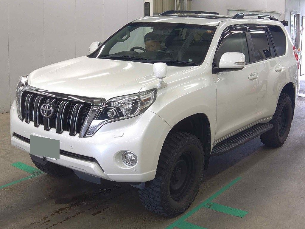 2016 Toyota LAND CRUISER