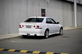 2001 Toyota Altezza - Thumbnail