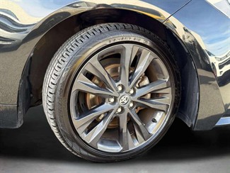 2020 Toyota Corolla - Thumbnail