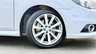 2012 Subaru Legacy - Thumbnail