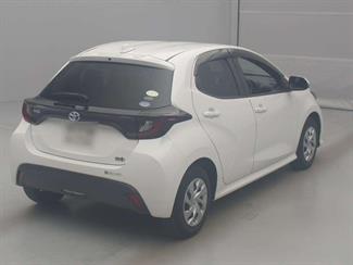 2020 Toyota Yaris - Thumbnail