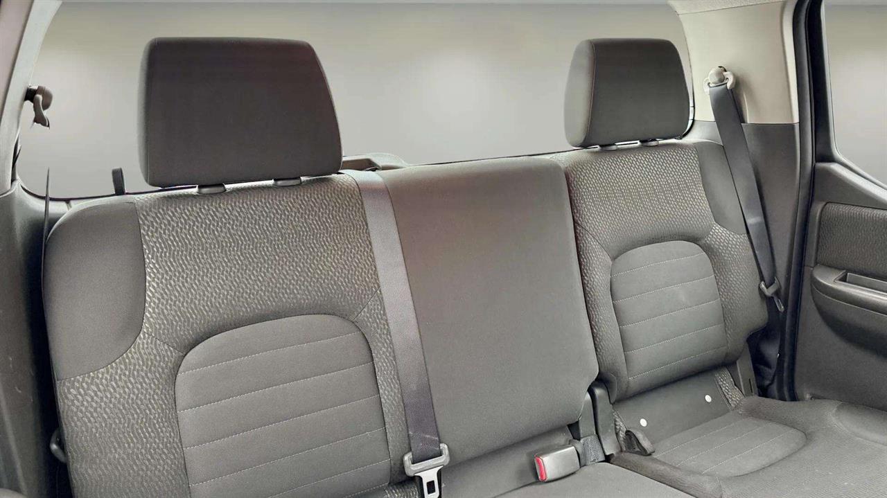 2013 Nissan Navara
