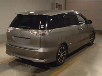 2014 Toyota Estima - Thumbnail