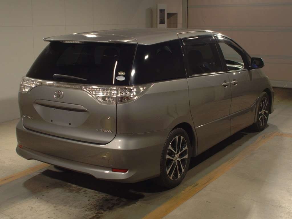 2014 Toyota Estima