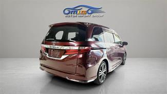 2014 Honda Odyssey - Thumbnail