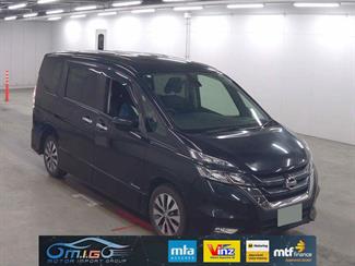 2017 Nissan Serena - Thumbnail