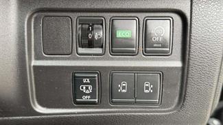 2017 Nissan Serena - Thumbnail