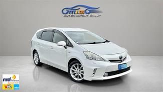 2013 Toyota Prius - Thumbnail