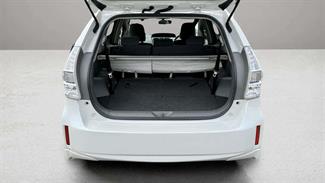 2013 Toyota Prius - Thumbnail