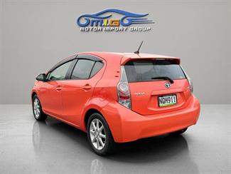2013 Toyota Aqua - Thumbnail