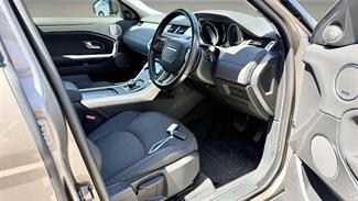 2019 Land Rover Range Rover Evoque - Thumbnail