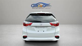 2016 Honda Fit - Thumbnail
