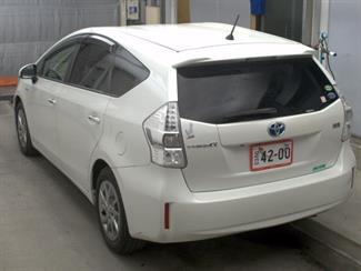 2014 Toyota Prius - Thumbnail
