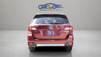 2015 Subaru Outback - Thumbnail