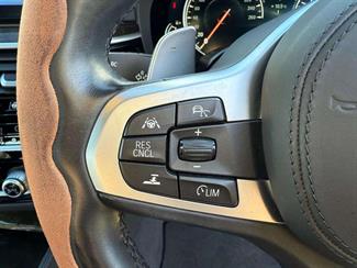 2017 BMW 530i - Thumbnail