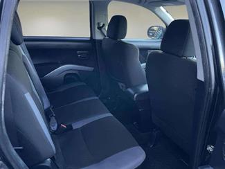 2009 Mitsubishi Outlander - Thumbnail