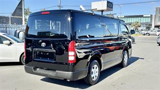 2018 Toyota Hiace - Thumbnail