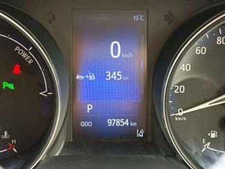 2017 Toyota C-HR - Thumbnail