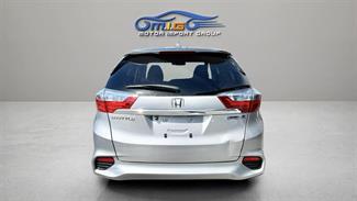 2017 Honda Fit - Thumbnail