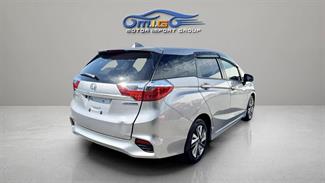 2017 Honda Fit - Thumbnail