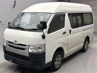 2019 Toyota Hiace - Thumbnail