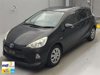 2014 Toyota Aqua - Thumbnail
