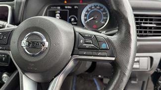 2020 Nissan Leaf - Thumbnail