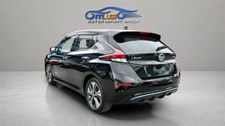 2020 Nissan Leaf - Thumbnail
