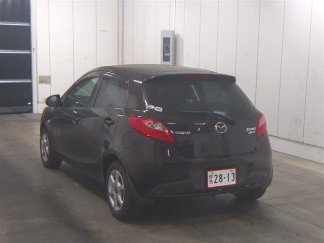 2013 Mazda Demio