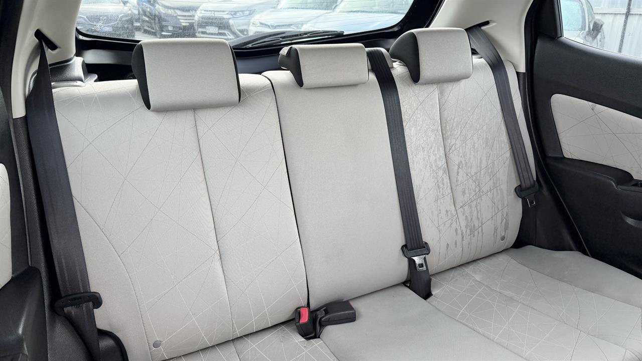 2013 Mazda Demio