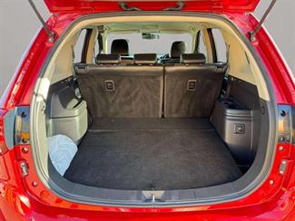2016 Mitsubishi Outlander - Thumbnail