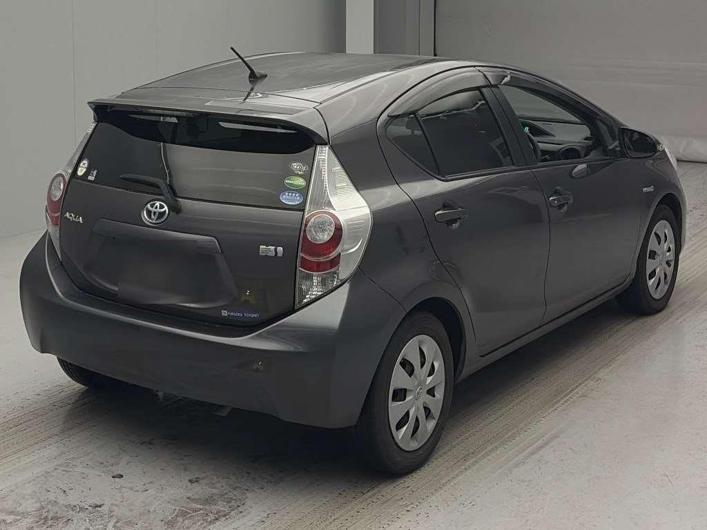 2013 Toyota Aqua