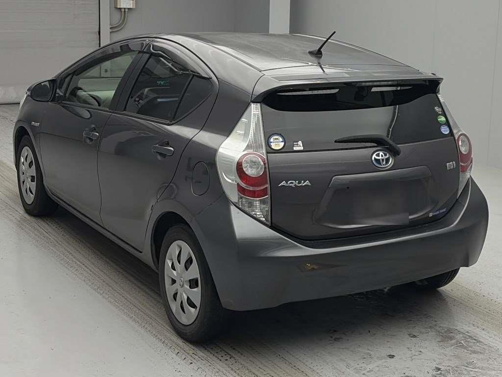 2013 Toyota Aqua