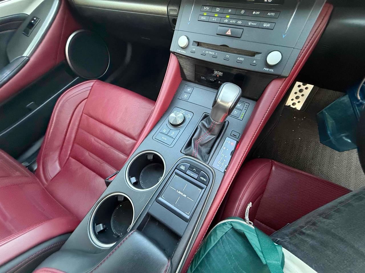 2015 Lexus RC300h